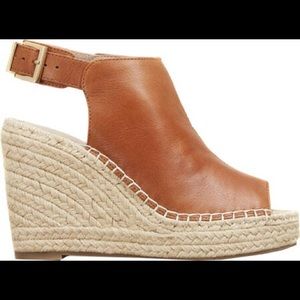 Kenneth Cole ‘Olivia’ Size 8.5